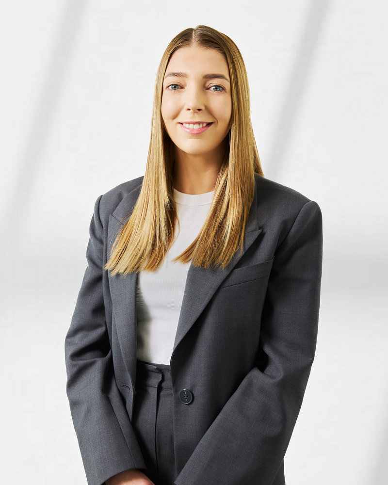 Headshot of Annabel Nettle